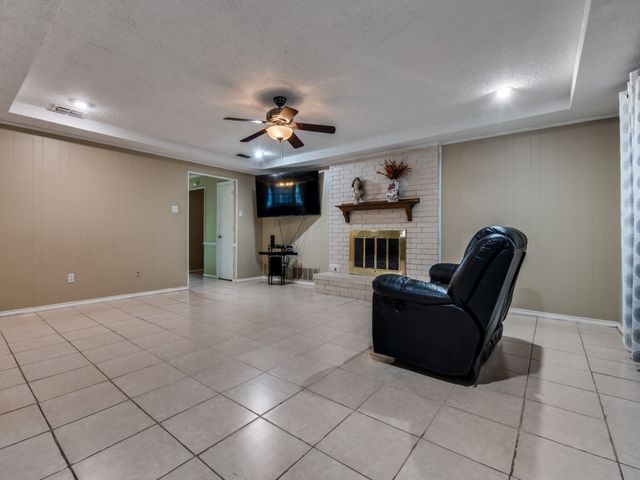 713 Bordner Drive, Lancaster, TX 75146