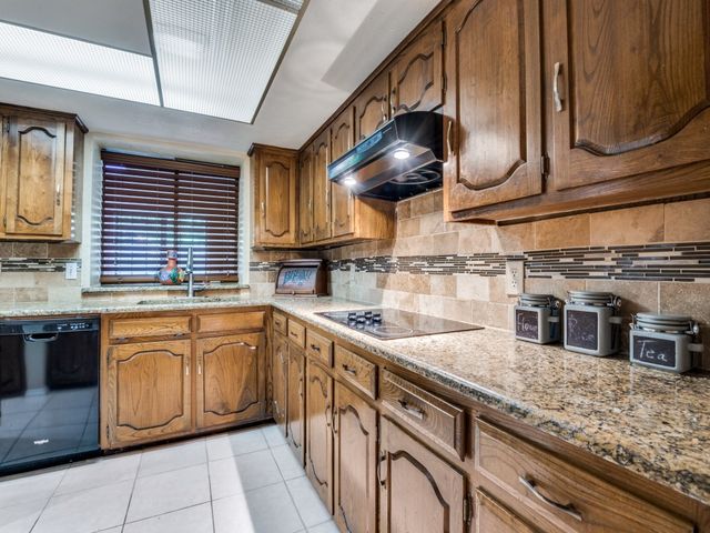 713 Bordner Drive, Lancaster, TX 75146