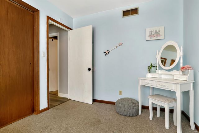 6644 Concord Drive, Newburgh, IN 47630