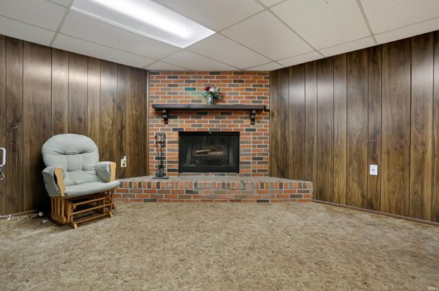 6644 Concord Drive, Newburgh, IN 47630