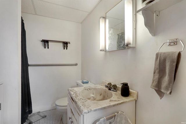 6644 Concord Drive, Newburgh, IN 47630