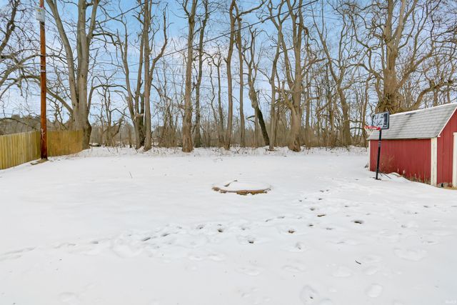 6644 Concord Drive, Newburgh, IN 47630