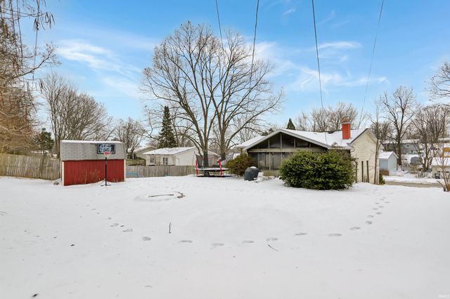 6644 Concord Drive, Newburgh, IN 47630