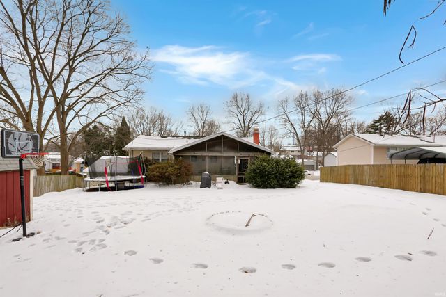 6644 Concord Drive, Newburgh, IN 47630