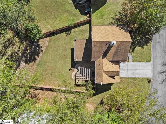 6 Avenel Court, Simpsonville, SC 29681