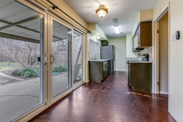 1462 Bay Shore Drive, Garland, TX 75040