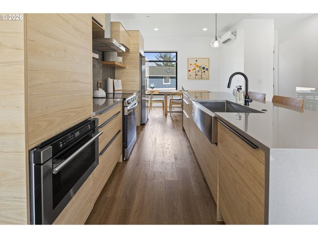 280 Nw Huckleberry St 6, Waldport, OR 97394