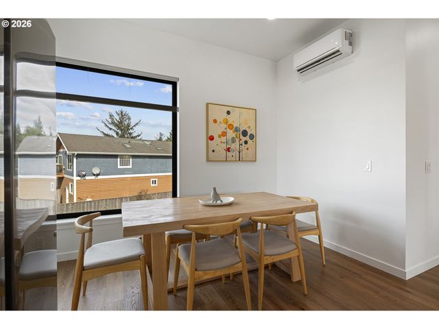 280 Nw Huckleberry St 6, Waldport, OR 97394