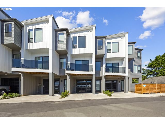 280 Nw Huckleberry St 6, Waldport, OR 97394