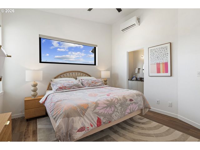 280 Nw Huckleberry St 6, Waldport, OR 97394