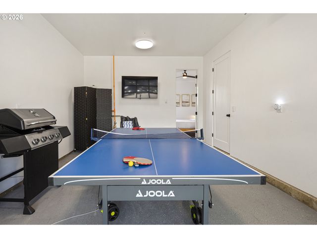 280 Nw Huckleberry St 6, Waldport, OR 97394