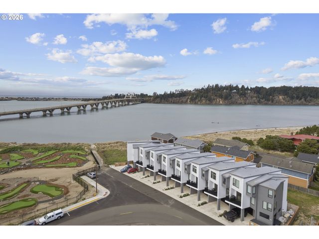 280 Nw Huckleberry St 6, Waldport, OR 97394