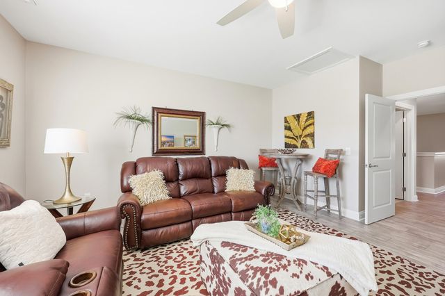 1005 Bonnet Dr., North Myrtle Beach, SC 29582