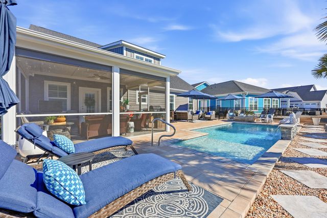 1005 Bonnet Dr., North Myrtle Beach, SC 29582