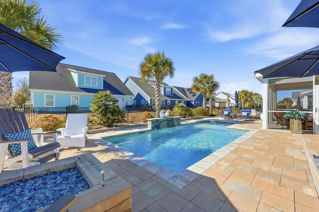 1005 Bonnet Dr., North Myrtle Beach, SC 29582