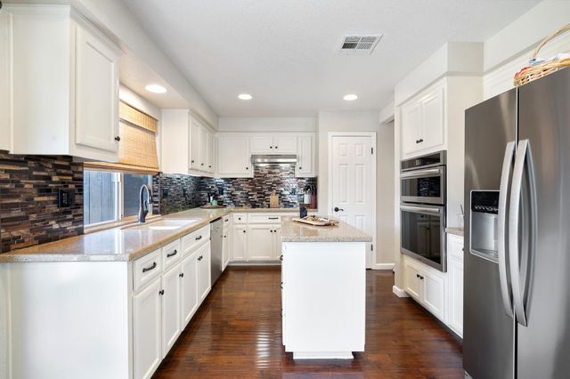 15184 Reynosa Dr, Rancho Murieta, CA 95683