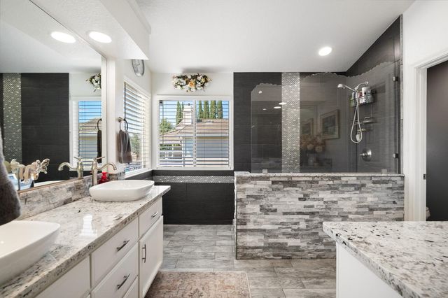 15184 Reynosa Dr, Rancho Murieta, CA 95683