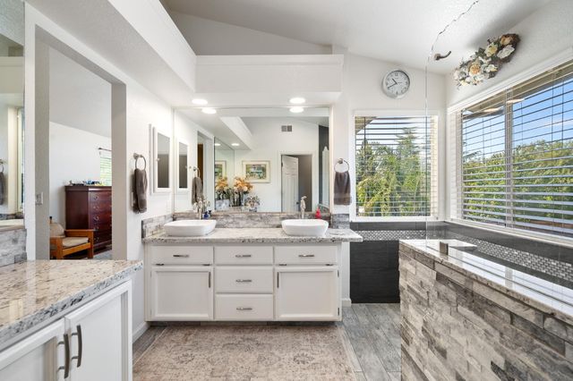 15184 Reynosa Dr, Rancho Murieta, CA 95683