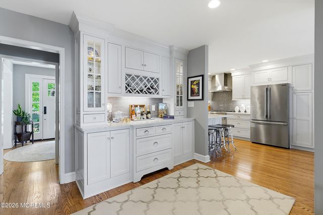 180 Amboy Avenue, Metuchen, NJ 08840