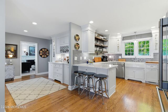 180 Amboy Avenue, Metuchen, NJ 08840