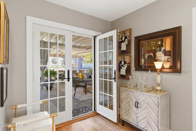 180 Amboy Avenue, Metuchen, NJ 08840
