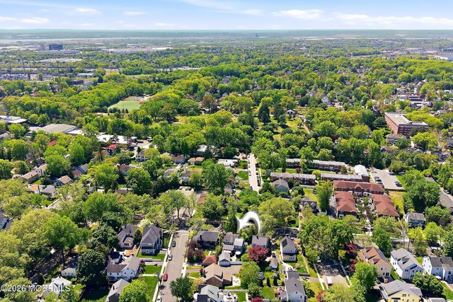 180 Amboy Avenue, Metuchen, NJ 08840