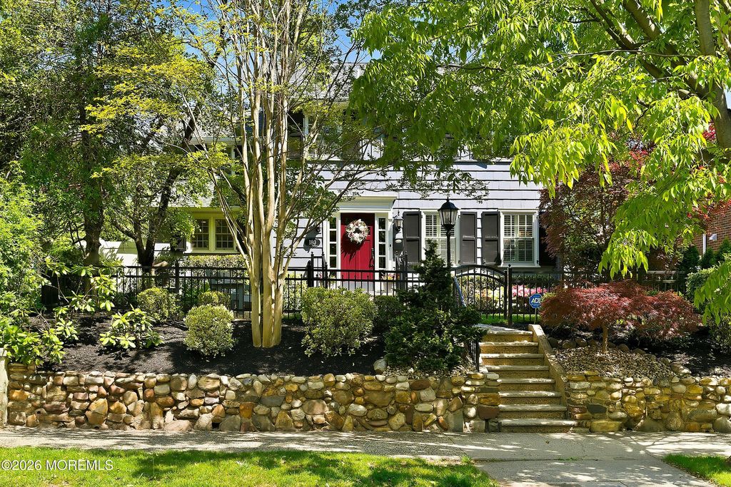 180 Amboy Avenue, Metuchen, NJ 08840