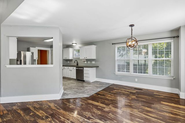 141 Scenic Harpeth Dr, Kingston Springs, TN 37082