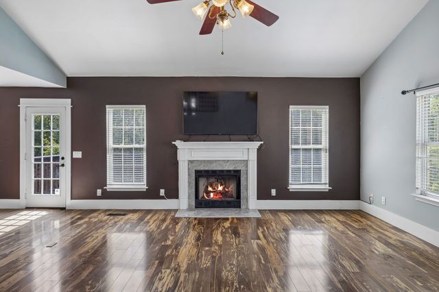 141 Scenic Harpeth Dr, Kingston Springs, TN 37082