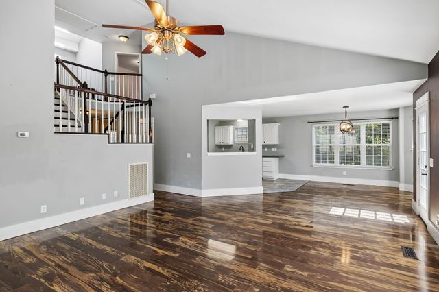 141 Scenic Harpeth Dr, Kingston Springs, TN 37082