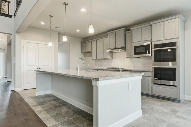 12923 Lott Avenue, Houston, TX 77089