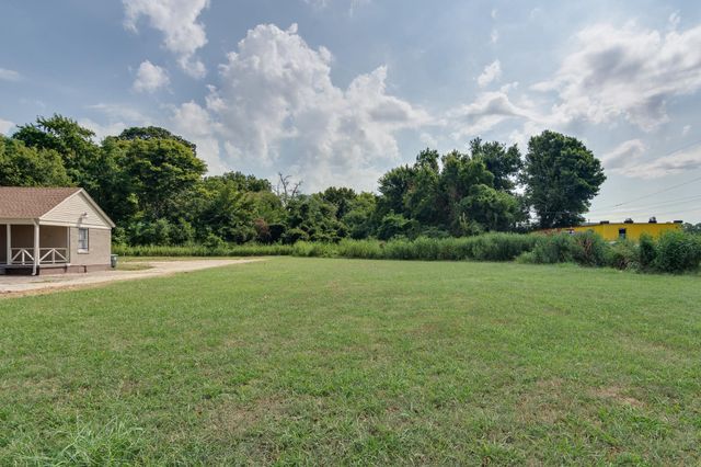 3438 FONTAINE DR, Memphis, TN 38116
