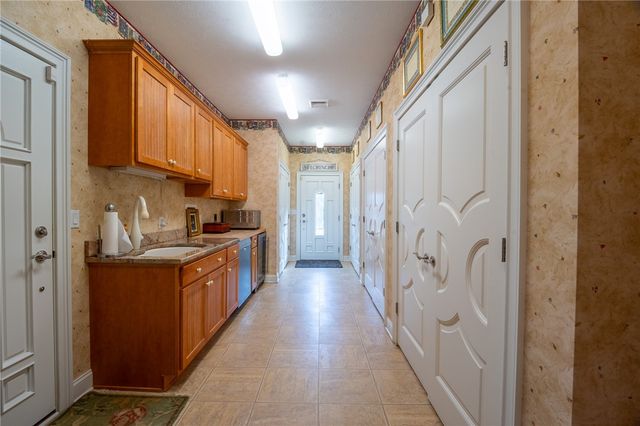 104 Angerer Rd, Cecil, PA 15317