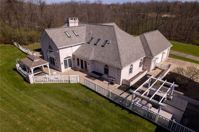 104 Angerer Rd, Cecil, PA 15317