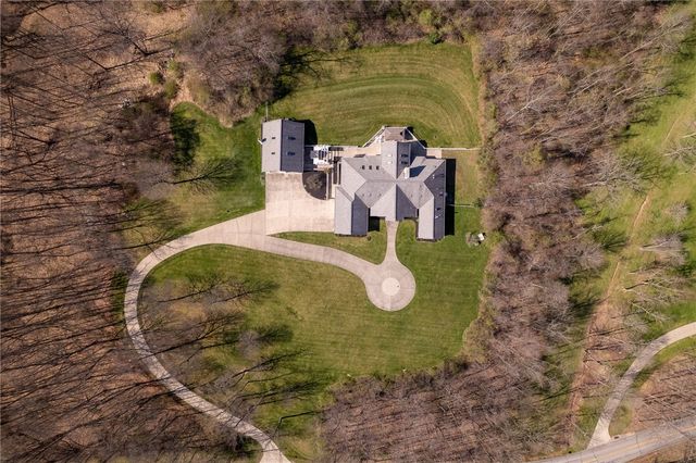 104 Angerer Rd, Cecil, PA 15317