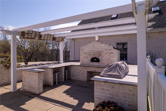 104 Angerer Rd, Cecil, PA 15317