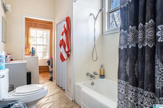 1822 EXETER AVENUE, Bessemer, AL 35020