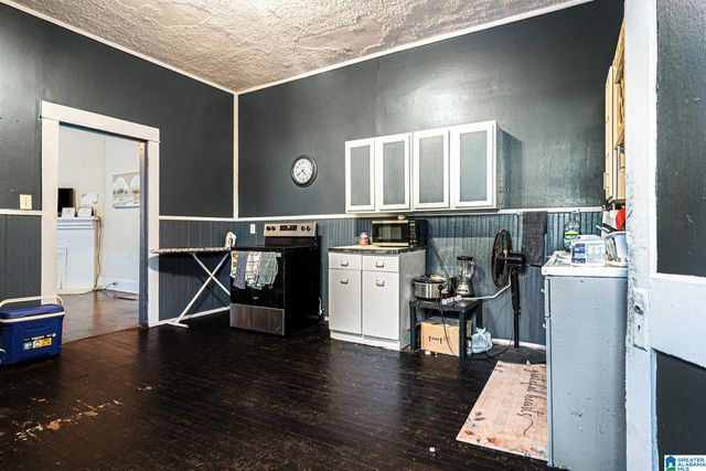 1822 EXETER AVENUE, Bessemer, AL 35020