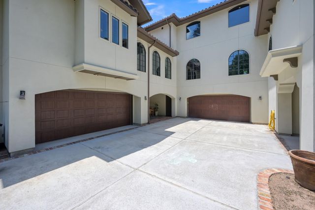 27330 Shady Hills Landing Lane, Spring, TX 77386