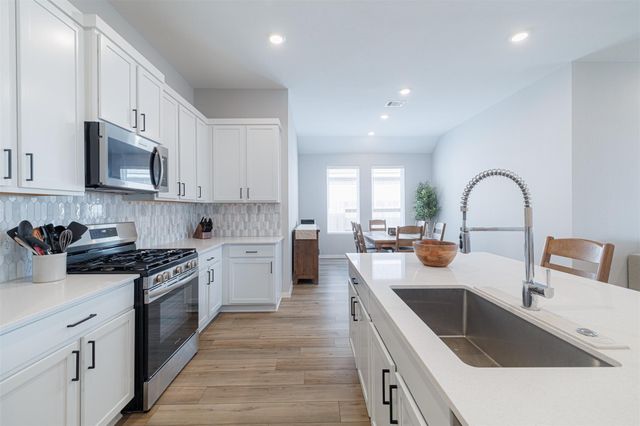 3106 Mariner Island Drive, La Marque, TX 77568