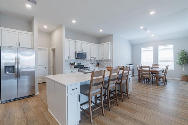 3106 Mariner Island Drive, La Marque, TX 77568