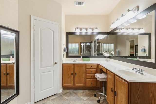 9708 Brewster Lane, Fort Worth, TX 76244