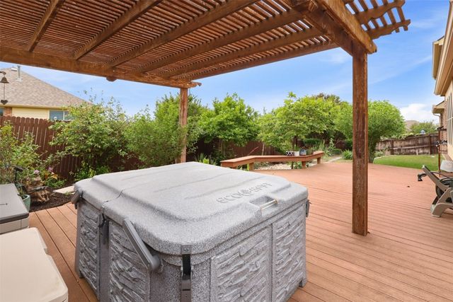 9708 Brewster Lane, Fort Worth, TX 76244