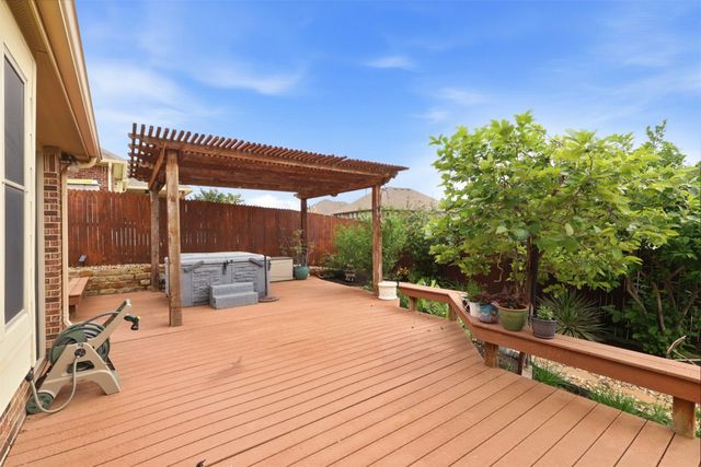 9708 Brewster Lane, Fort Worth, TX 76244