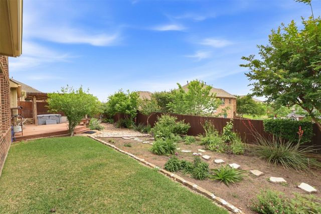 9708 Brewster Lane, Fort Worth, TX 76244