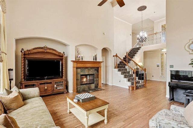 9708 Brewster Lane, Fort Worth, TX 76244