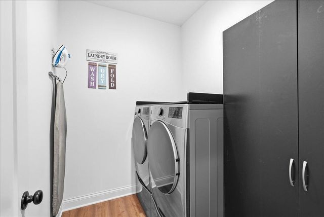 1107 Rich River Way, New Richmond, WI 54017