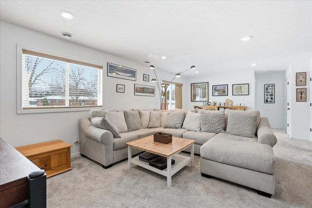 1107 Rich River Way, New Richmond, WI 54017