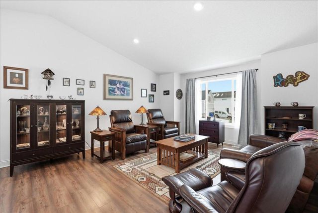 1107 Rich River Way, New Richmond, WI 54017