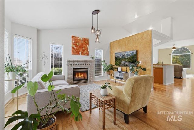 5818 S Cello, Boise, ID 83709